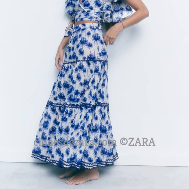 Falda Estampado Azul ZARA